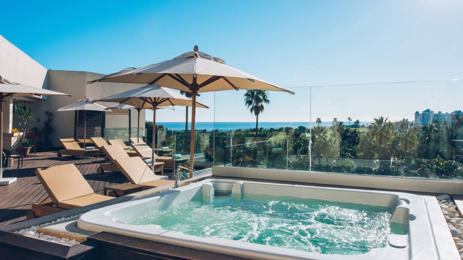 jacuzzi -luxueuse -Hotel-Iberostar-Diar-el -Andalous