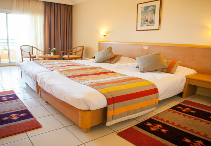 Chambre spacieuse avec Balcon
