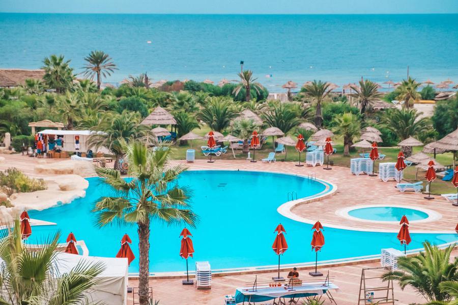 Piscine extérieure hôtel skanes serail