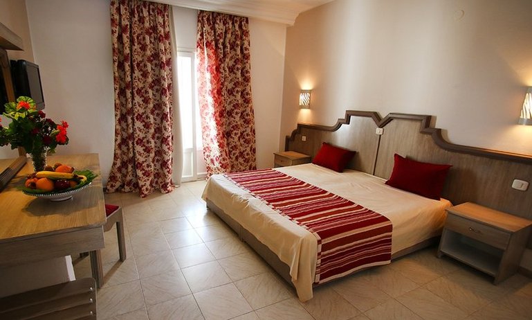 Chambre d'hôtel confortable et élégante aux Colombes
