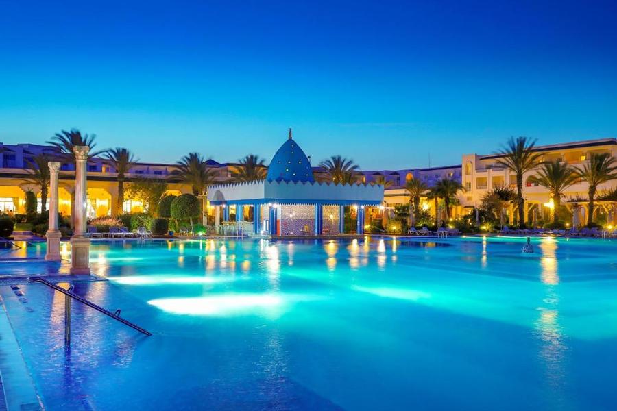 Piscine extérieure de l'hôtel Marco Polo Hammamet